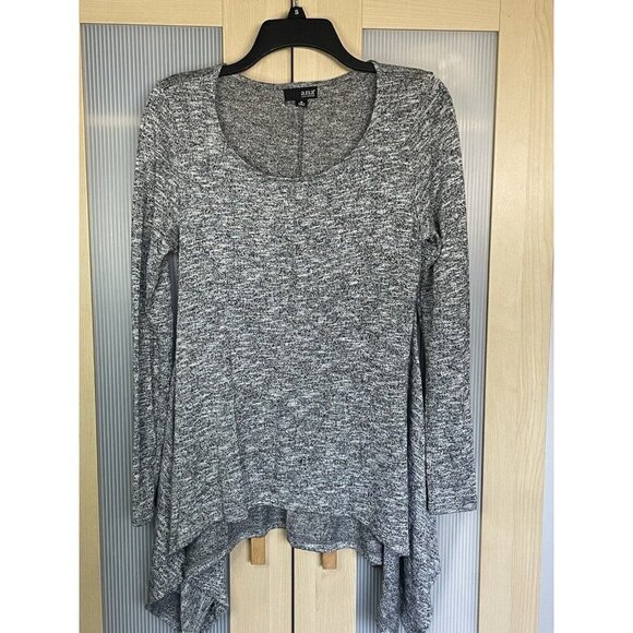 A.N.A Boho Knit Blouse Tunic Oversized  Sz M Gray Silver Party Work Fall Casual - Picture 1 of 4